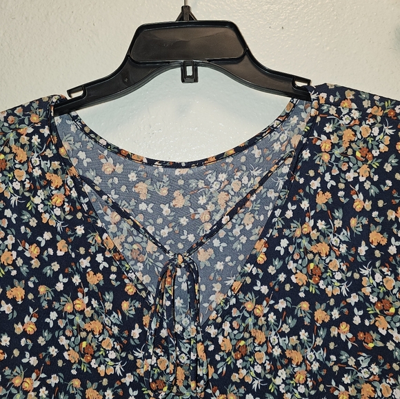 White Birch 1X baby doll blouse - Picture 3 of 4